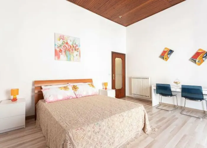 Casa Vacanze Operazione San Gennaro
